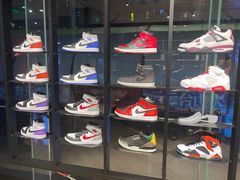 -Air Jordan(世贸天阶店)