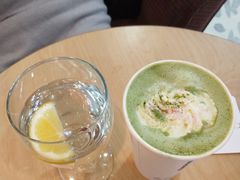 -星巴克(宝山万达店)