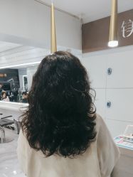 -镁连社·美联社