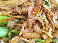 肉炒河粉-老白家面馆(测绘东路总店)