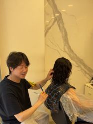 -蓝调造型·烫发·染发