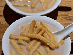 -老阿妈蒙古村·蒙古包·草原文化·歌舞表演(老君堂店)