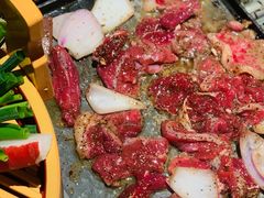-张牌牌·东北烤肉小吃市集(金楠天街店)