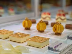 -潮一不贰·法式甜品·生日蛋糕·西式简餐(外滩店)