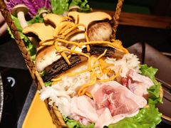 -牛New寿喜烧(虹桥新天地店)