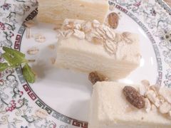 帕芙立-塔哈尔·新疆盛宴(城西银泰店)