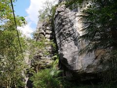 -梭布垭石林景区