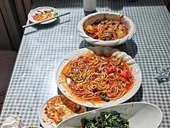 -迎宾楼(解放西街店)