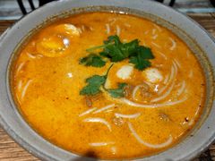 冬阴功海鲜米粉汤-长勺子东南亚(街道口店)