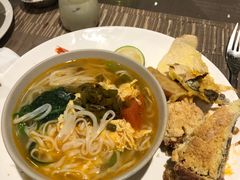 -飨食汇全日制餐厅·昆山皇冠假日酒店(九方店)