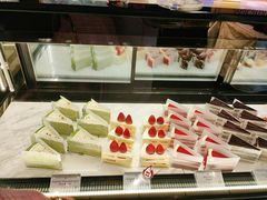 -黑草莓(重庆路店)