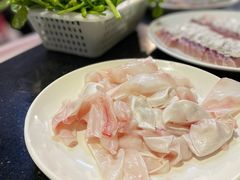 鱼泡-正能量脆肉鲩火锅