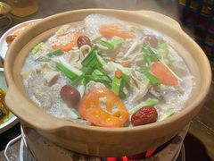 -聚汇三少·龙虾·中餐厅(莫邪路新天地店)