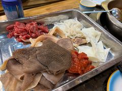 -金鼎雪山牦牛杂火锅(理县总店)