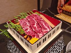 -山川小町·极番烧肉(新地假日广场店)