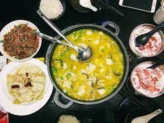 可喝汤的酸菜鱼-川里谈·川味小馆(北京路店)