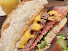 -HIGH FIVE哈福手工汉堡(桂林路店)