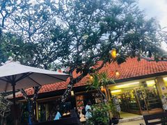 -Mai Mai Restaurant