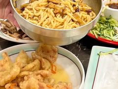 -九妹农家大铁锅东北菜(江湾店)