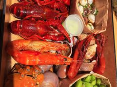 -HIHE Bistro·Oyster Bar(华熙live店)