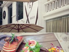 -Mark&Mars Restaurant