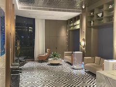 -宏阳·麗悦酒店(广州塔客村地铁站琶州会展中心店)