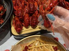 -肥肥虾庄·金牌油焖大虾(杨园滨江时代walk店)