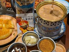 -百彦蒙古包·碳烤羊排·手抓羊肉(万江首店)