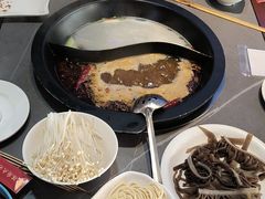 -陈府大宅门成都火锅·手切鲜肉(太原街店)