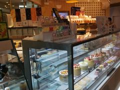 面包甜点陈列柜-BreadTalk面包新语·烘焙蛋糕(高德置地春广场店)