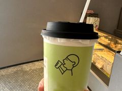 -喜茶(迪士尼小镇·平行宇宙店)