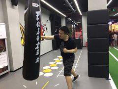 -Freedom Fitness私教健身俱乐部(徐虹北路店)