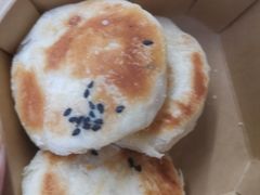 -HOT CRUSH趁热集合·现烤面包(上海环球港店)
