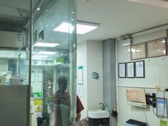 -瑞鹏·疫苗·绝育·宠物医院(金沙洲店)