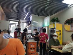 大堂-筋饼豆腐脑一绝