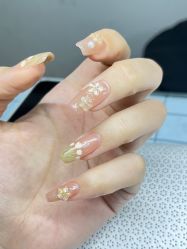 -星辰·新中式美甲美睫工作室