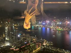 -OZONE 顶楼酒吧(香港丽思卡尔顿酒店)