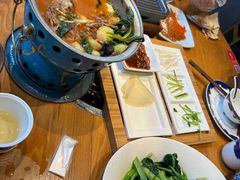 -娜仁图雅蒙古美食村(33小镇店)