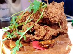 炸鸡华夫饼-Brut Eatery悦璞食堂(建国东路店)