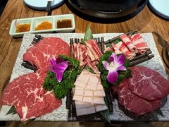 -明洞阿姨·韩式酱蟹烤肉·创意料理(三元桥店)