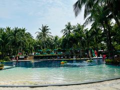 -三亚湾海居铂尔曼度假酒店