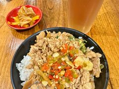 蒜香辣鸡肉饭-大三元台湾鲁肉饭(沙井新桥店)