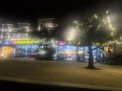 -鹏城人家海鲜酒家·23年老字号(较场尾店)