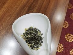 -秦汉胡同书法国画古筝围棋书院(漕宝日月光分馆)