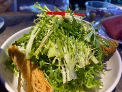 馓子爱苦菊-老板恋上鱼(恒隆广场店)