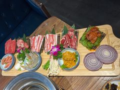 -明洞阿姨·韩式酱蟹烤肉·创意料理(三元桥店)