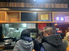 -亮亮面馆(经六路店)