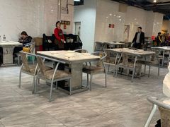 -凤凰路何眼镜香辣蟹(花果园店)