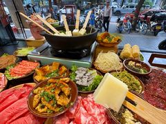 -黔有有贵州酸汤夺夺粉火锅(五味十字店)