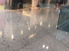 -东荟城名店仓